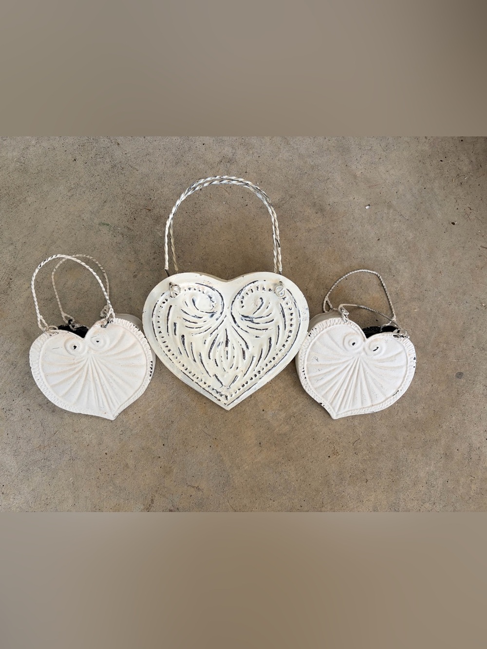 Hobby Lobby White Distressed Heart Garland Set